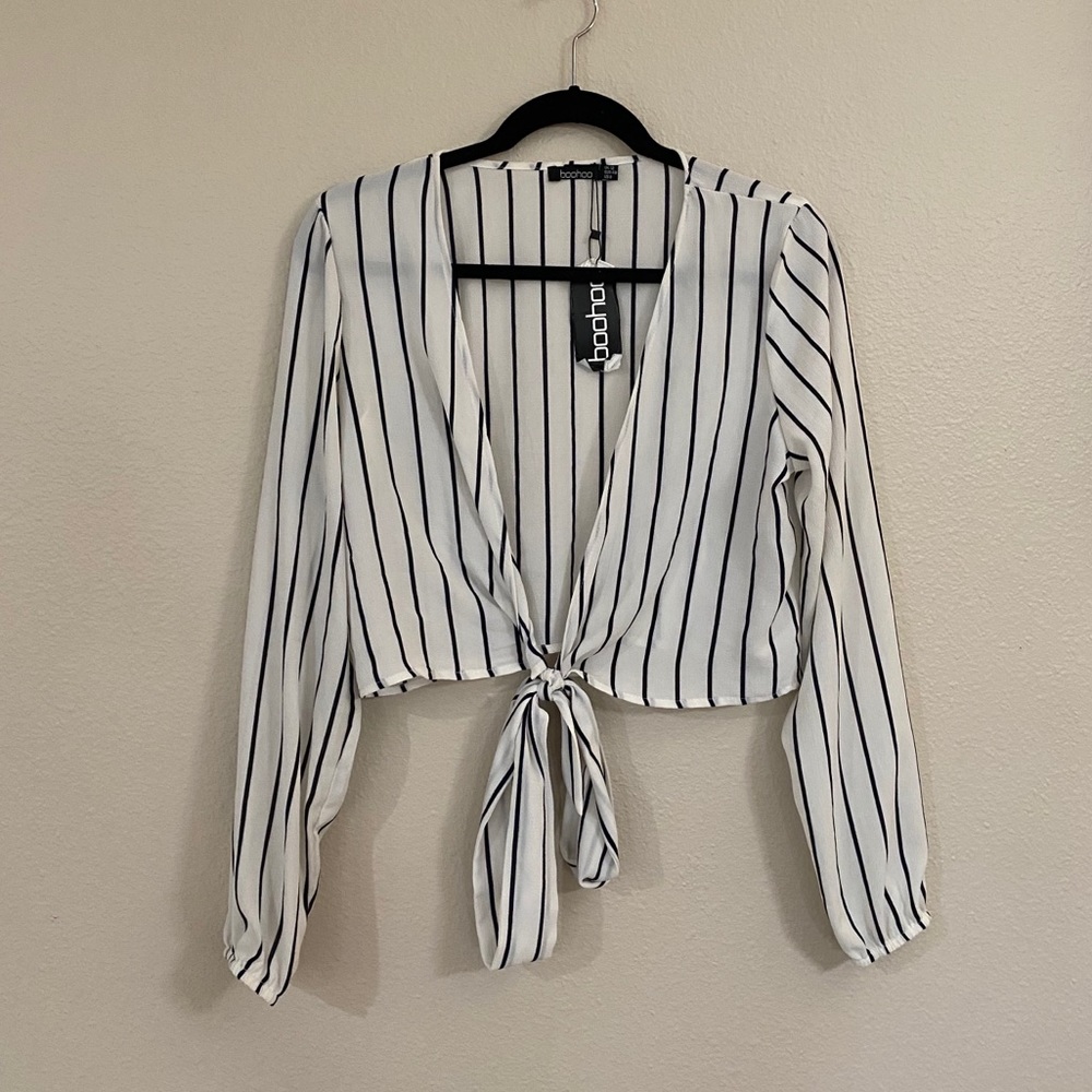 NWT Boohoo Striped Blouse